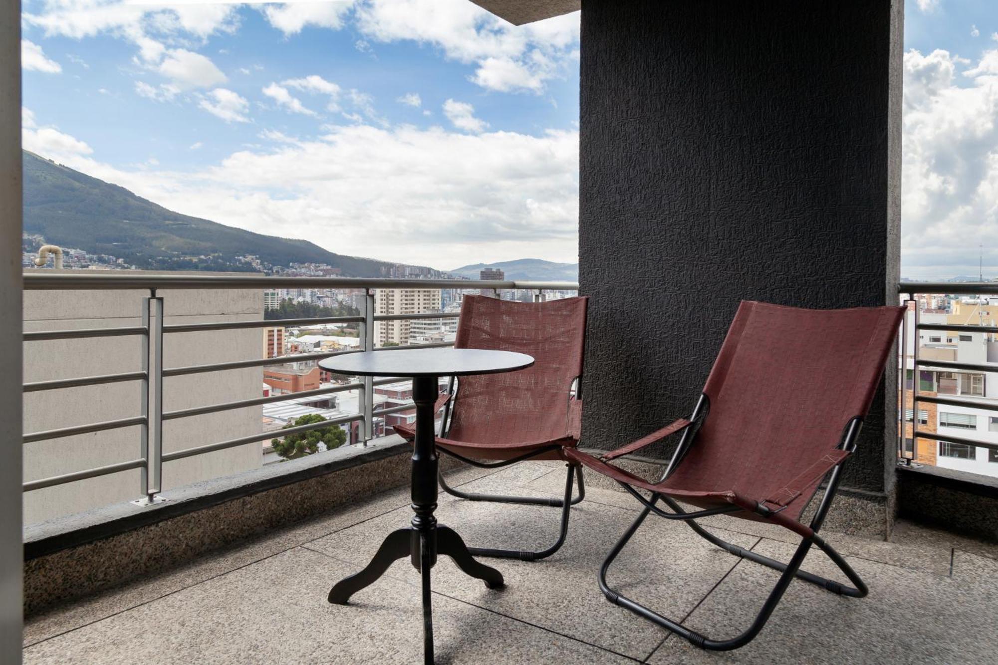 Olympus Apartments Quito Esterno foto